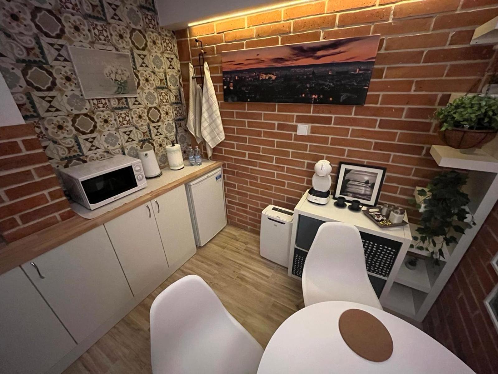 Mini Apartament W Centrum Krakowa Apartment Luaran gambar